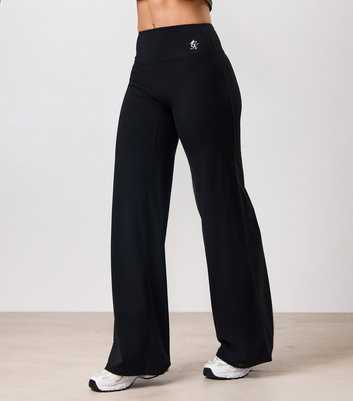 Gym King Black 365 Lightweight Straight Leg Yoga Trousers