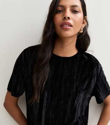 Black Crinkled Velvet T-Shirt