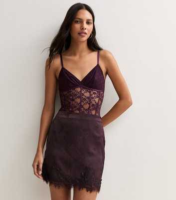 Dark Burgundy Jacquard Lace Trim Mini Skirt