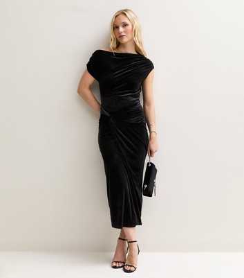 Petite Black Velvet Fallen Shoulder Front Twist Midi Dress