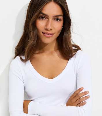 Petite White Cotton Rich Long Sleeve V Neck Rib Top