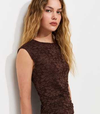 Dark Brown Lace Ruched Side Sleeveless Midi Sleeve Dress