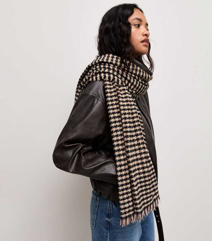 Brown Lightweight Dogtooth Pattern Knitted Scarf