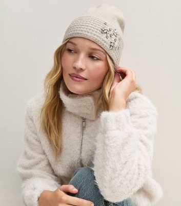Cream Diamante Embellished Flower Knitted Beanie