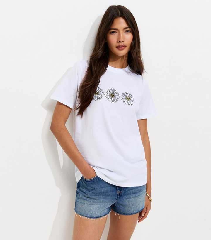 White Cotton Daisy Print Crew Neck T-Shirt