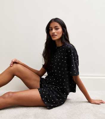 Petite Black Cotton Heart Print T-Shirt and Shorts Pyjama Set