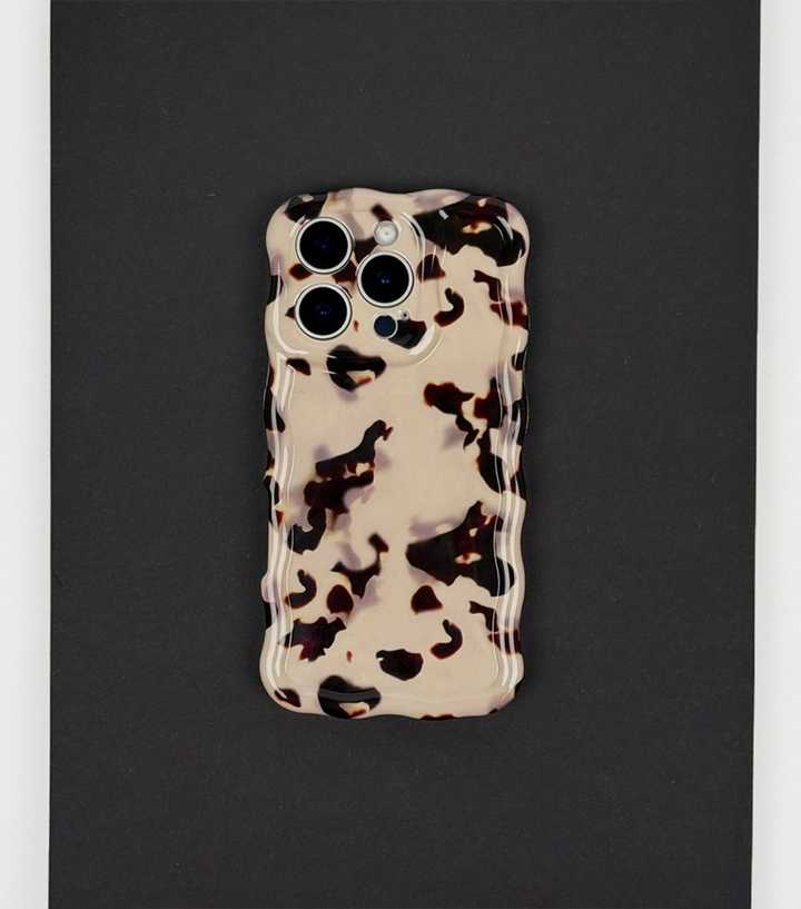 Coconut Lane Cream Tortoiseshell Effect Wavy Phone Case