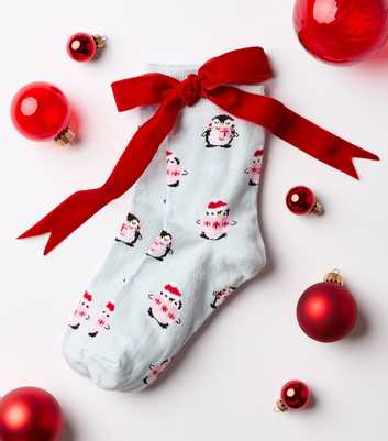 Light Blue Cotton Rich Christmas Penguin Patterned Ankle Socks
