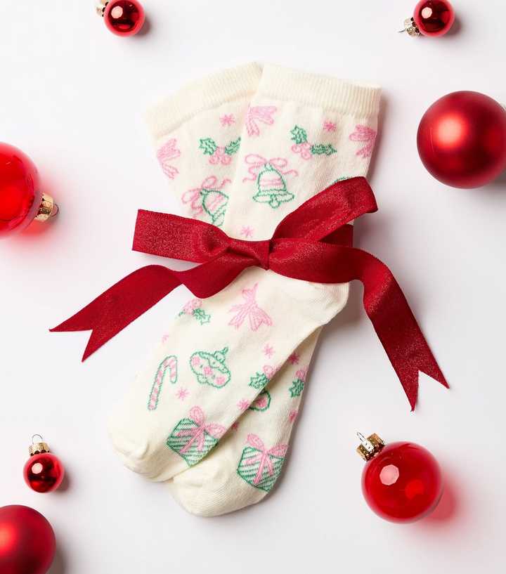 Cream Cotton Rich Christmas Patterned Ankle Socks