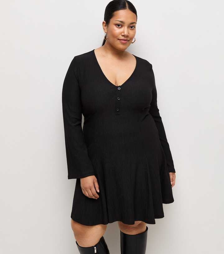 Curves Black Crinkle Texture Flared Sleeve Button V-Neck Mini Dress