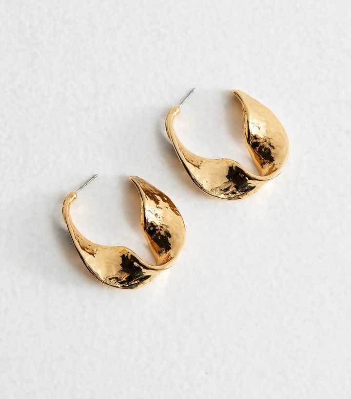 Gold Tone Large Chunky Hammered Wavy Hoop Earrings