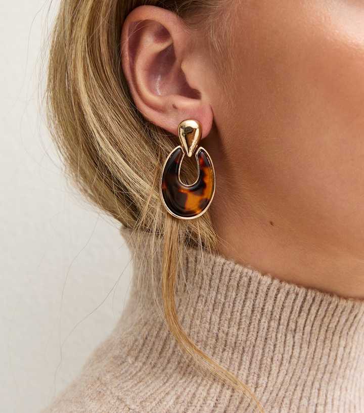 Gold Tone Brown Tortoiseshell Oval Drop Earrings