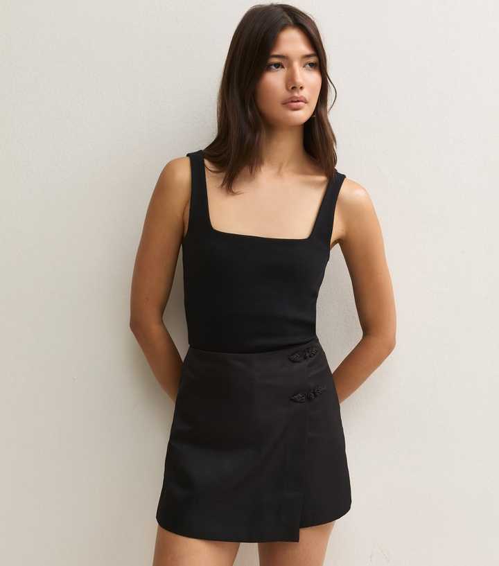 Black Frog Button Wrap Mini Skort