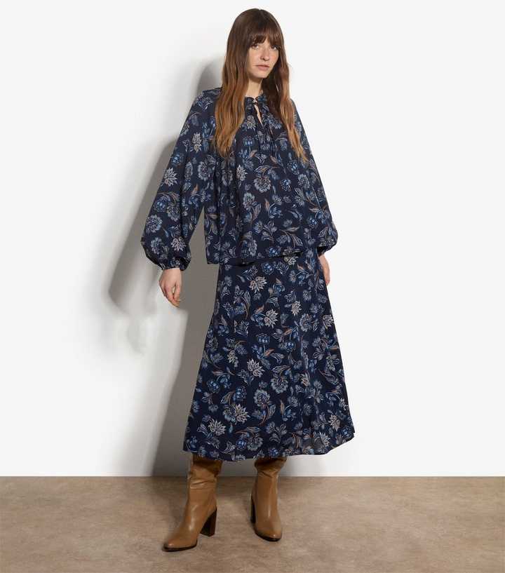 Apricot Blue Floral Print Pleated Midi Skirt