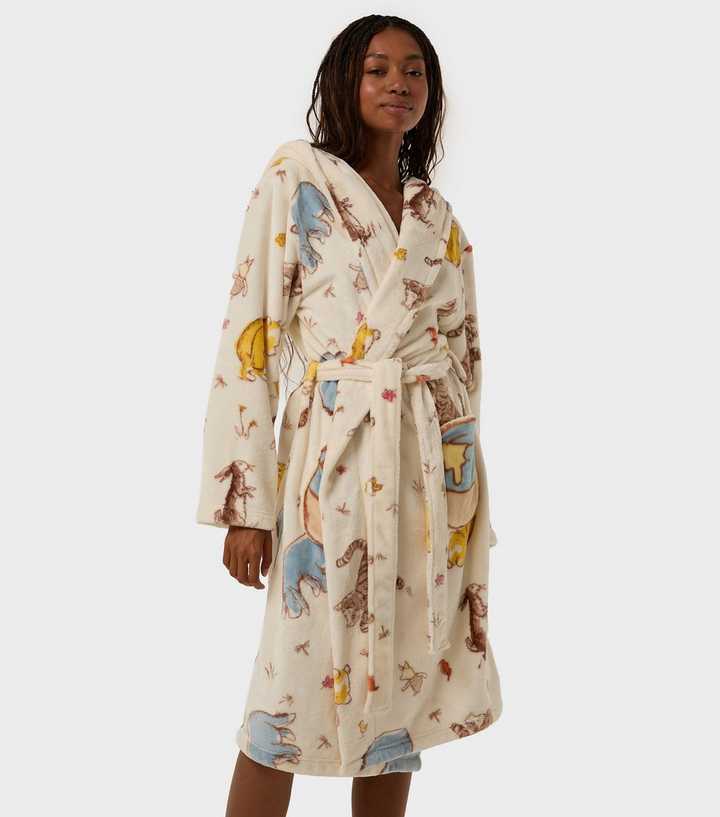 Skinnydip White Fleece Winne The Pooh Print Dressing Gown