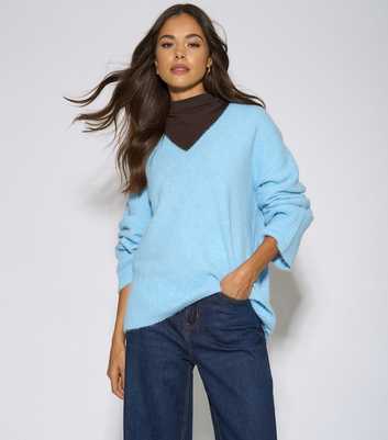 Gini London Bright Blue Relaxed V-Neck Jumper